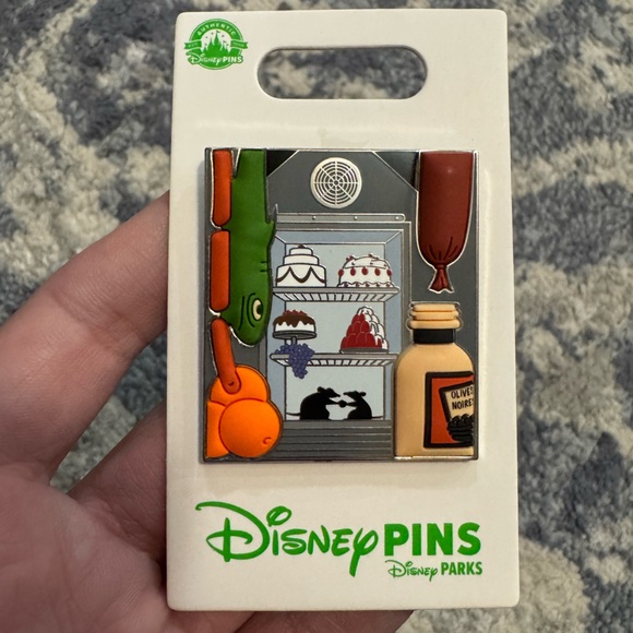 Remy's Ratatouille Adventure Remy's Pantry Disney Trading Pin - Picture 1 of 4